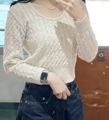 목부분이 시원하게 파여있는게 젤 맘에들어요ㅜㅜ
