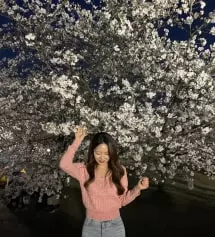 진짜 여리여리해 보이는 니트인거 같아요 -! 봄이라 핑크가 꽂혀서 핑크컬러로 주문했는