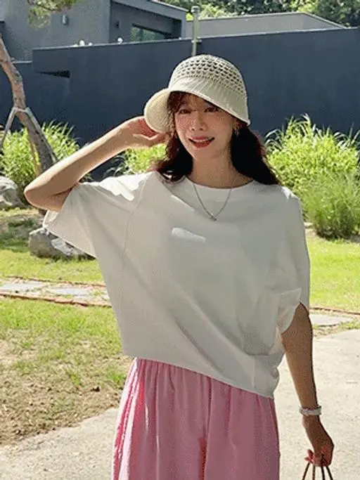 노아 돌먼 반팔 티