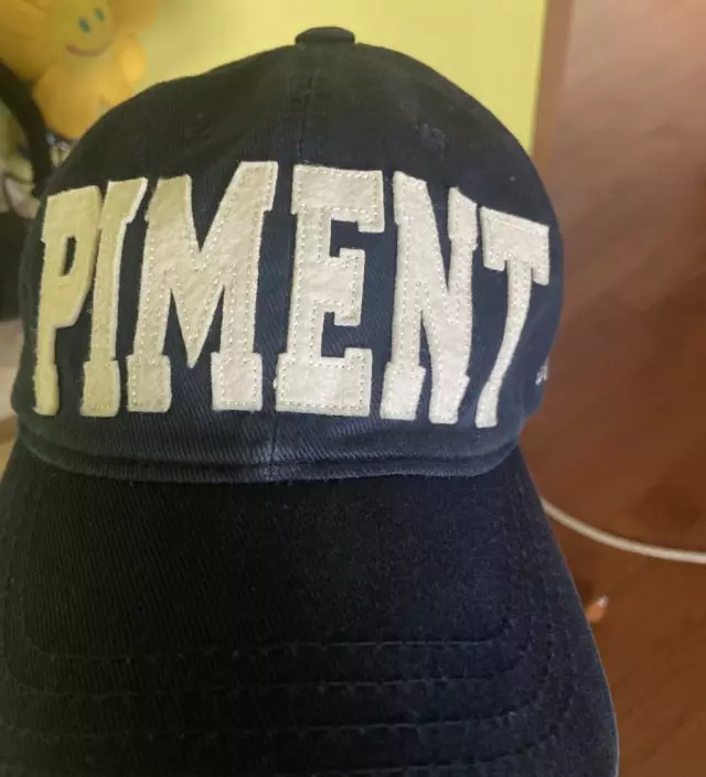 TUEWID★韓国★人気★Tuewid souvenir cap ´piment’ 2色 TUEWID☆韓国☆人気☆Tuewid souvenir cap 2色