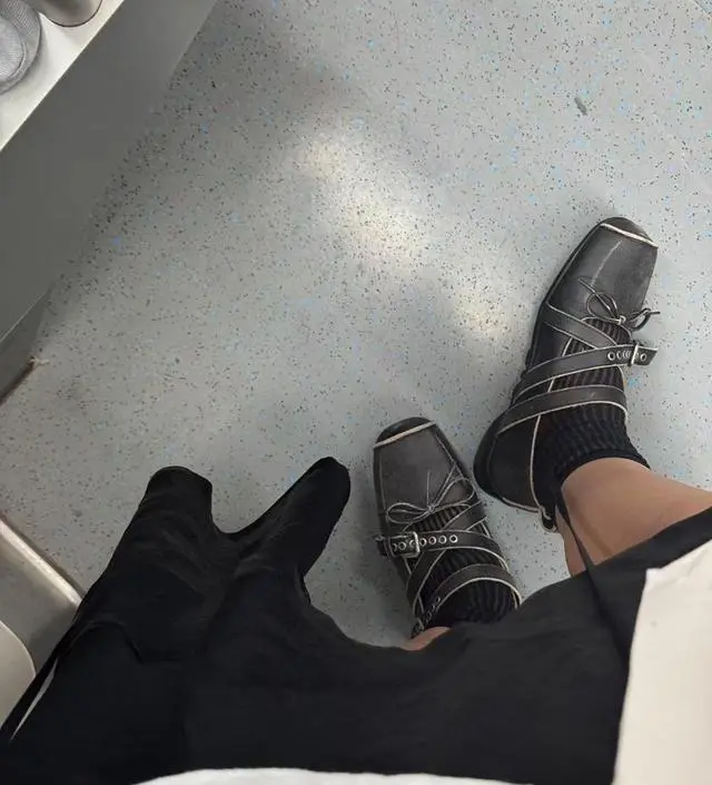 ★OPEN YY★ CROSS BUCKLE BALLET FLATS 【送料0/関税0】 OPEN YY