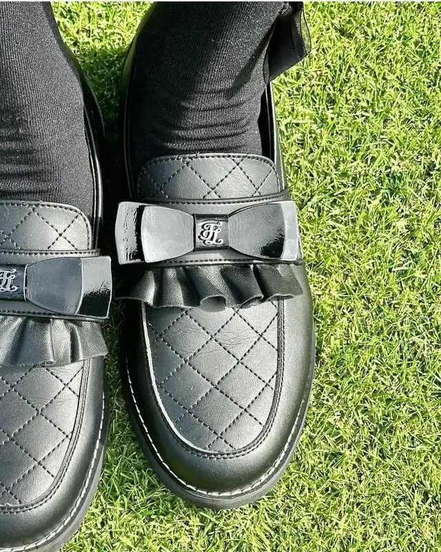 fair Liar フリルリボンゴルフシューズ Frill Ribbon Golf Shoes (Black) – Fairliar USA