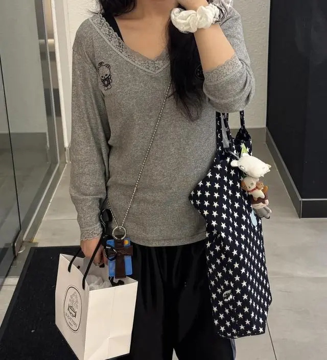 【Shalom】BUDDY LACE TOP SHALOM Buddy Lace Top - Gray | 하이츠스토어