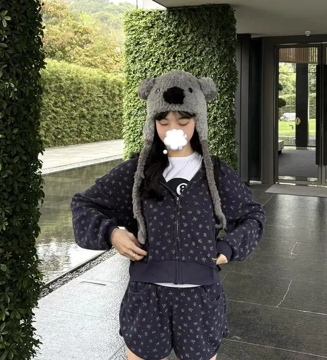 LETTER FROM MOON ♥ Andy Flower Waffle Hood Zip-up Hood zip-up - LETTER FROM MOON