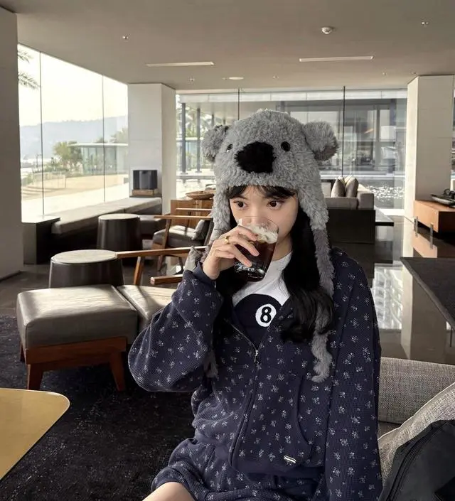 LETTER FROM MOON ♥ Andy Flower Waffle Hood Zip-up Hood zip-up - LETTER FROM MOON