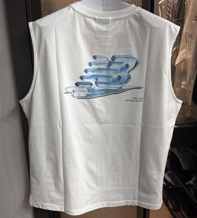 ★New Balance★ NBNGF31703 UNI FROZEN ICE GRAPHIC NACITY WHI New Balance Korea - UNI FROZEN ICE 그래픽 나시티
