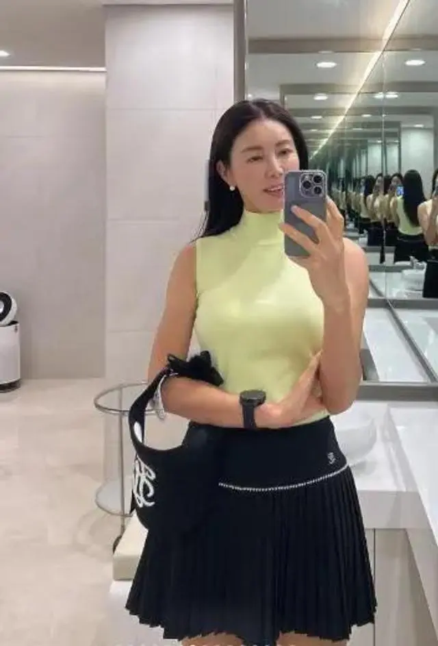 ハイネックノースリーブニット – 【公式】Fairliar Japan｜フェア